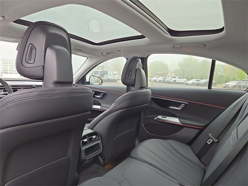 New 2026 Mercedes-Benz E 350 4MATIC Sedan image 28