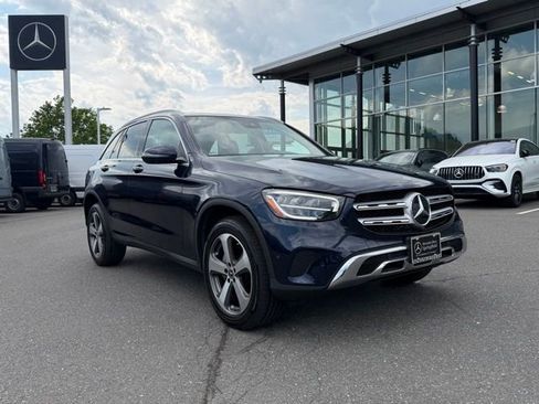 Used 2022 Mercedes-Benz GLC 300 4MATIC image 1