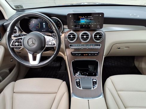 Used 2022 Mercedes-Benz GLC 300 GLC 300 4MATIC image 11