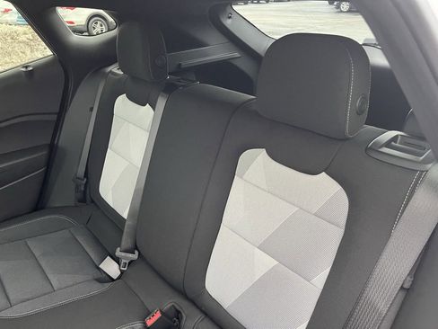 New 2026 Chevrolet Trax RS w/ Sunroof Package image 23