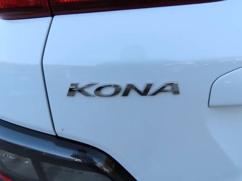 Used 2023 Hyundai Kona SEL AWD/4WD image 7