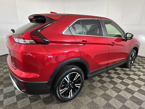 Used 2025 Mitsubishi Eclipse Cross AWD image 2