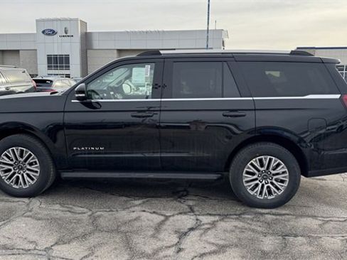 New 2026 Ford Expedition Platinum image 6