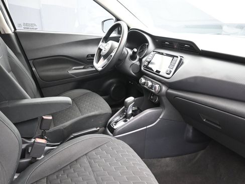 Used 2022 Nissan Kicks S FWD image 26