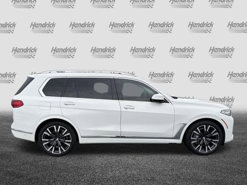 Used 2020 BMW X7 xDrive40i w/ Cold Weather Package AWD/4WD image 11