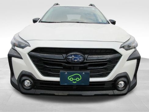 Used 2025 Subaru Outback Onyx Edition AWD/4WD image 8