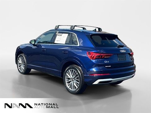 Used 2022 Audi Q3 2.0T Premium image 3