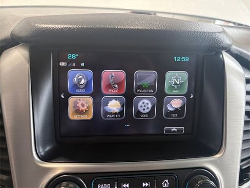 Used 2018 GMC Yukon XL SLT w/ Premium Edition image 16