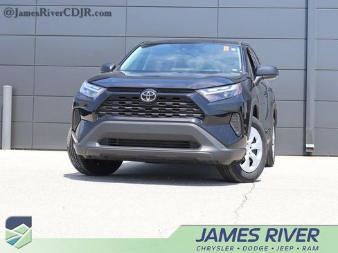 Used 2025 Toyota RAV4 LE FWD image 1