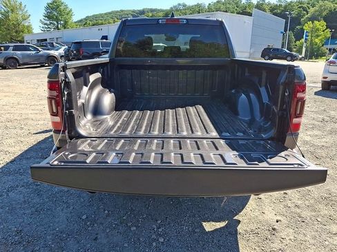 Used 2023 RAM 1500 Laramie AWD/4WD image 32