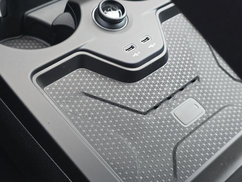 New 2026 BMW iX xDrive60 w/ M Sport Package image 21