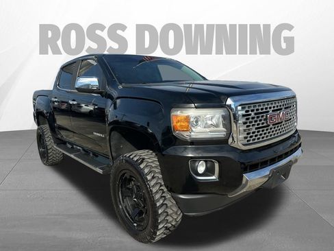 Used 2019 GMC Canyon Denali image 3