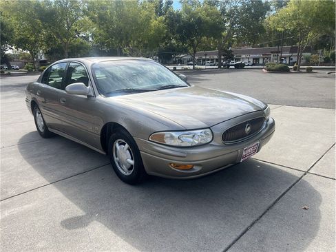Used 2000 Buick Le Sabre Custom w/ Prestige Opt Pkg FWD image 3