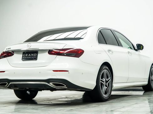 Used 2023 Mercedes-Benz E 350 Sedan image 12
