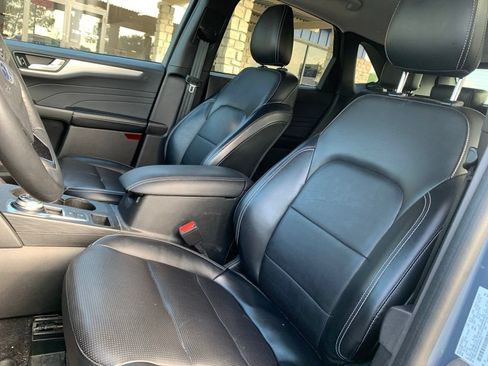 Used 2023 Ford Escape Platinum AWD/4WD image 20