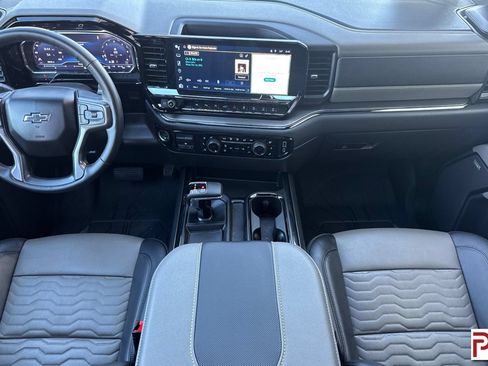 Certified 2025 Chevrolet Silverado 1500 ZR2 AWD/4WD image 15