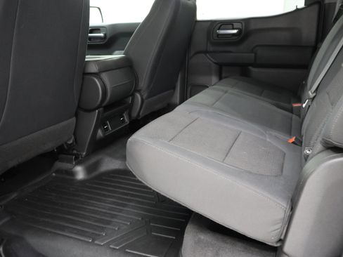 Used 2019 Chevrolet Silverado 1500 Custom Trail Boss w/ Custom Convenience Package AWD/4WD image 32