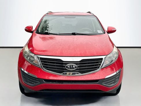 Used 2012 Kia Sportage LX w/ Convenience Pkg FWD image 2
