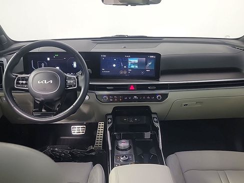Certified 2025 Kia Sorento SX Prestige AWD/4WD image 25