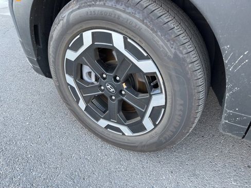 Used 2025 Hyundai Santa Fe SE image 8