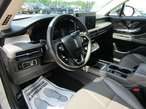 Used 2023 Lincoln Corsair AWD w/ Equipment Group 101A image 12