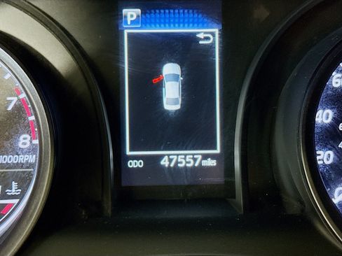 Used 2023 Toyota Camry SE FWD image 16
