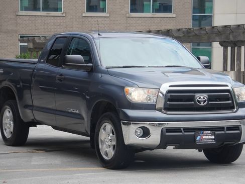 Used 2010 Toyota Tundra 4x4 Double Cab image 28