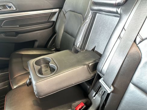 Used 2016 Ford Explorer Sport w/ Equipment Group 401A image 28