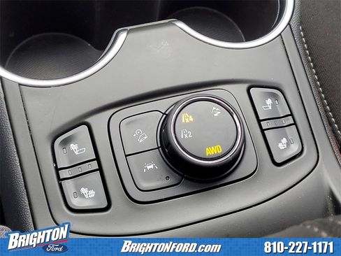 Used 2022 GMC Terrain SLE w/ Driver Convenience Package image 29