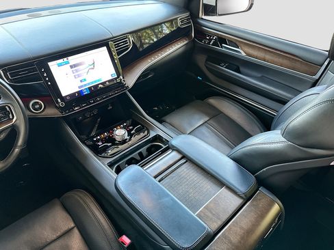 Used 2022 Jeep Grand Wagoneer Series I image 25