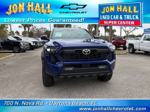 Used 2025 Toyota Tacoma TRD Off-Road image 19