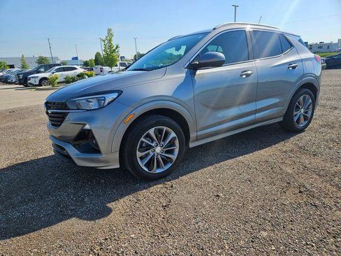 Used 2023 Buick Encore GX Select w/ Experience Buick Package AWD/4WD image 3