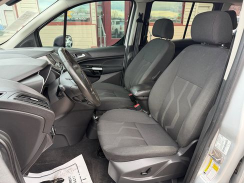 Used 2018 Ford Transit Connect XLT image 24