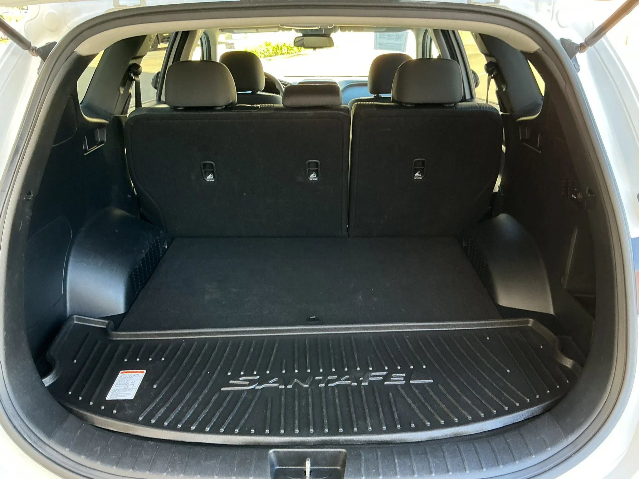 Used 2019 Hyundai Santa Fe SEL FWD image 15