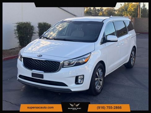 Used 2018 Kia Sedona SX FWD image 1