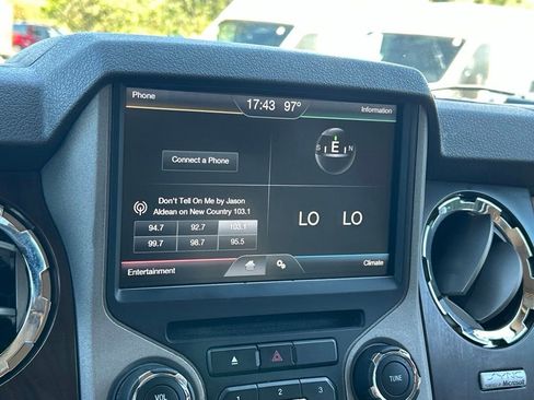 Used 2014 Ford F250 Lariat w/ Chrome Package AWD/4WD image 31