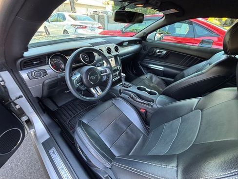 Used 2018 Ford Mustang GT Premium RWD image 41