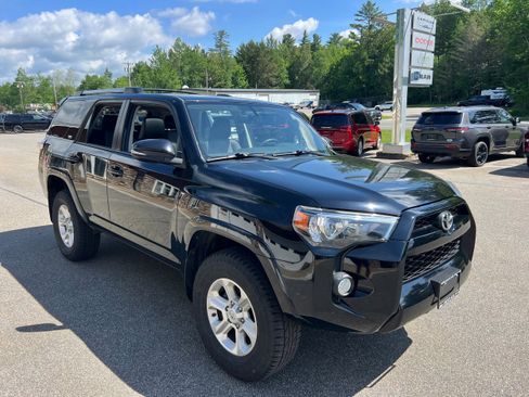 Used 2019 Toyota 4Runner SR5 Premium AWD/4WD image 3