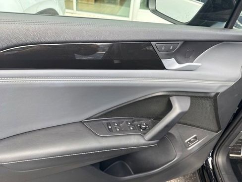 Used 2025 Volkswagen Tiguan SEL R-Line AWD/4WD image 17