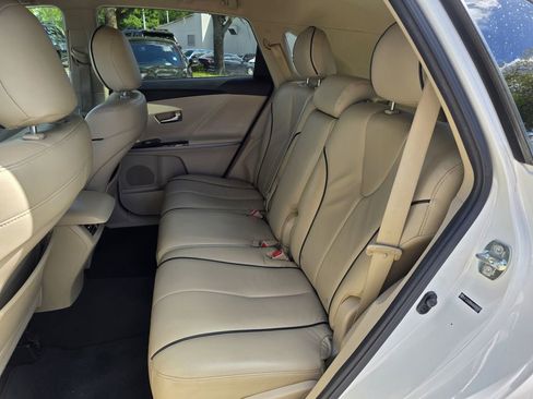 Used 2010 Toyota Venza image 15