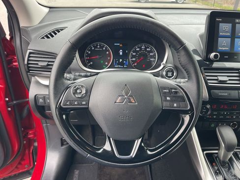 Used 2025 Mitsubishi Eclipse Cross SE AWD/4WD image 16