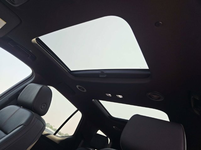 Certified 2023 Chevrolet Traverse RS AWD/4WD image 6