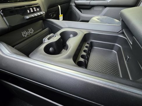 New 2026 RAM 1500 Express AWD/4WD image 20