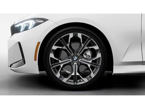 New 2026 BMW 330i xDrive Sedan image 7