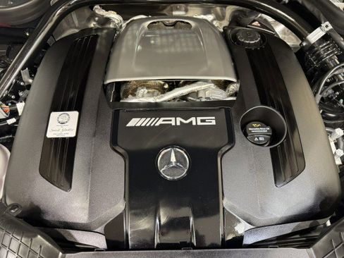 Used 2025 Mercedes-Benz G 63 AMG AMG G 63 image 40