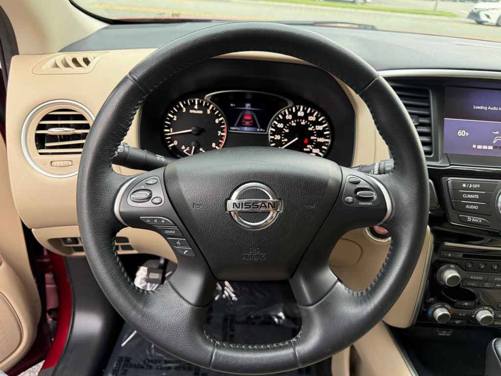 Used 2018 Nissan Pathfinder SV w/ Cargo Package FWD image 18