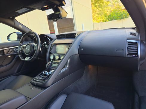 Used 2018 Jaguar F-TYPE R-Dynamic image 29