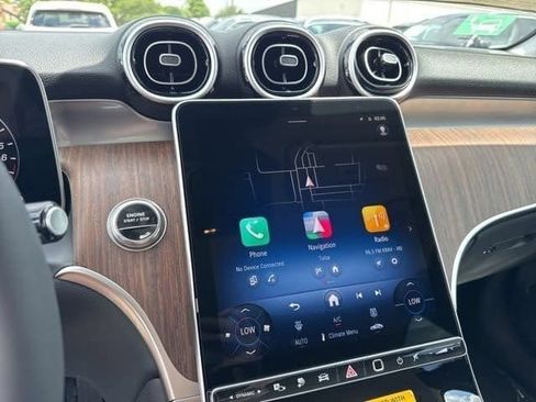 New 2025 Mercedes-Benz GLC 350e 4MATIC image 17