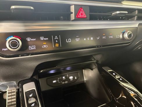 New 2026 Kia Sorento SX Prestige AWD/4WD image 33