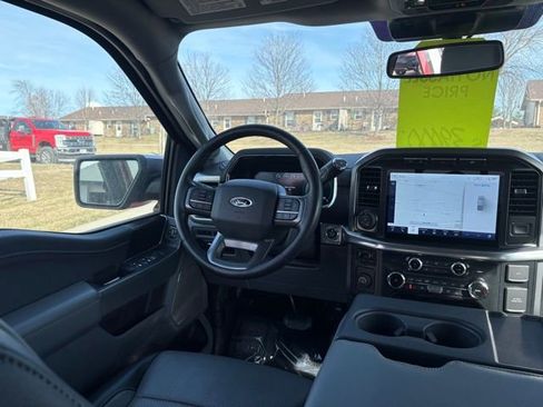 Used 2022 Ford F150 Lariat RWD image 28